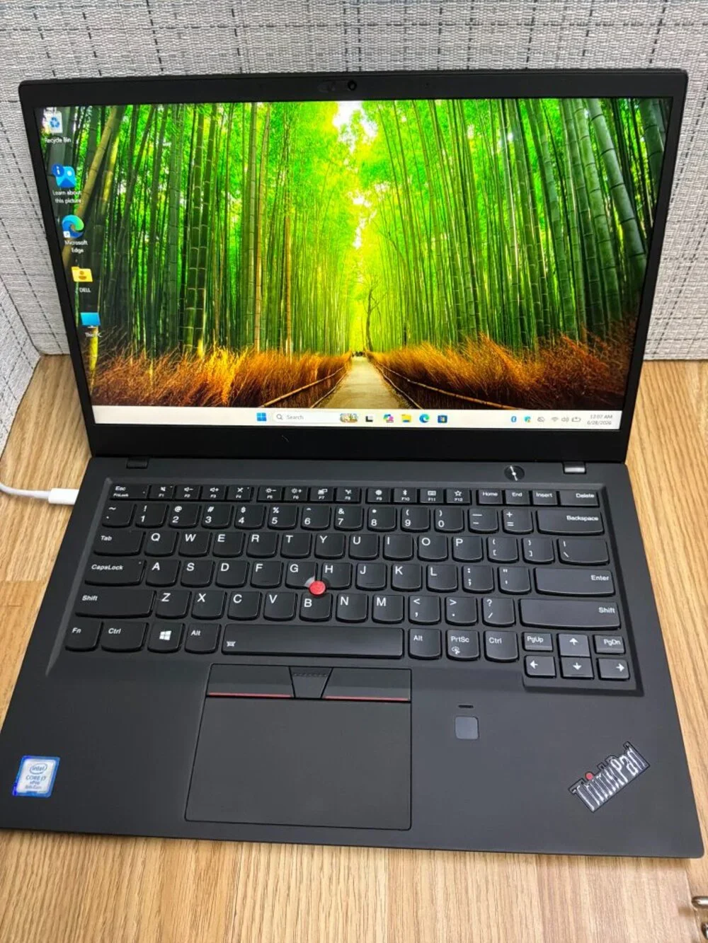 Lenovo ThinkPad X1 Carbon Gen 6 Intel Core i7-8650U 16GB RAM 512GB SSD Win 1